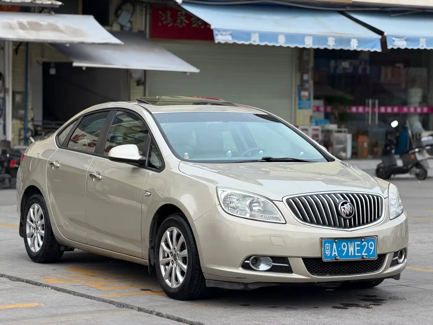 Buick Excelle 2013 GT 1.6L Automatic Comfort Edition фото 3