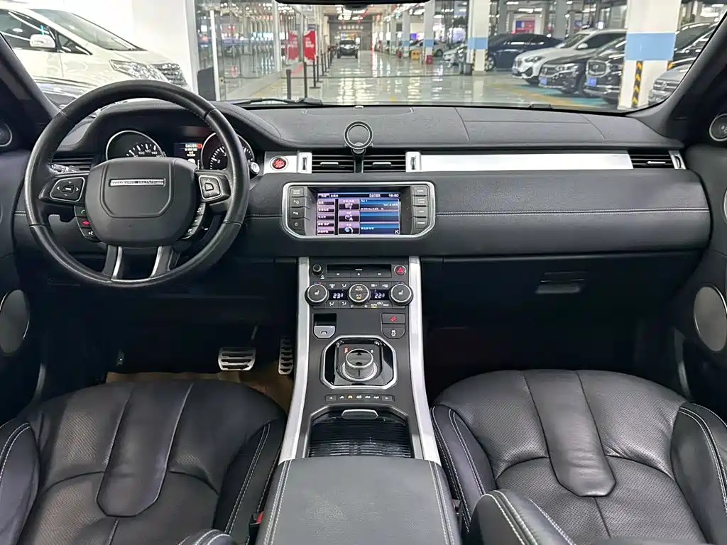 Photo 12 - Land Rover Range Rover Evoque (Import)
