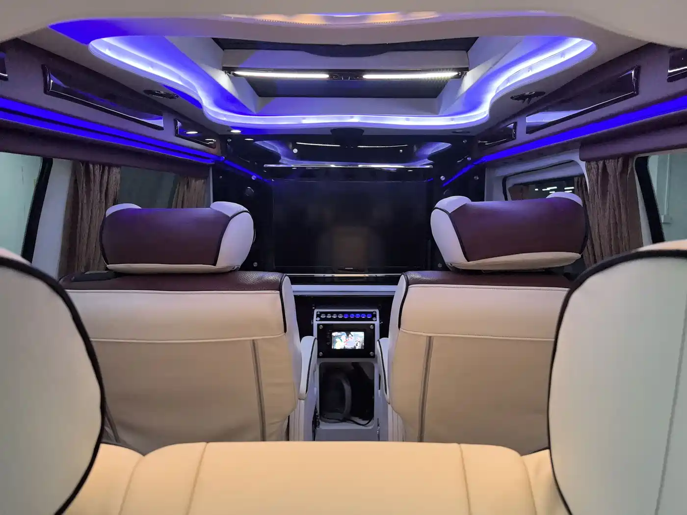 Mercedes-Benz Vito 2015 3.0L Elite фото 14