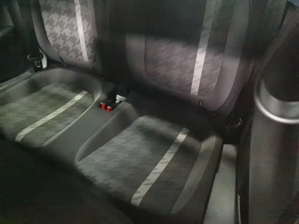 صورة 17 - Volkswagen Beetle