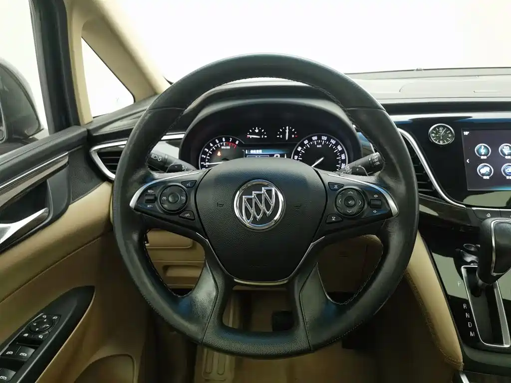 Buick GL8 2017 ES 28T Luxury China V фото 11