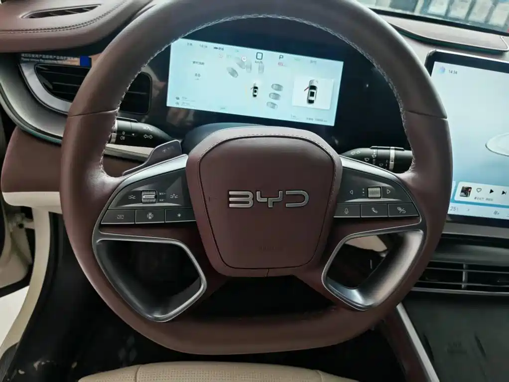 BYD Seal 07 DM-i 2025 2025 Smart Drive Edition DM-i 1.5L 125km Premium