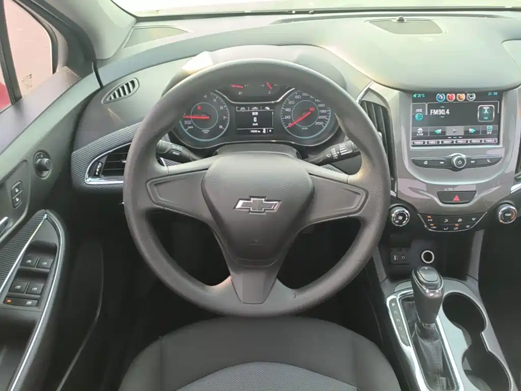 صورة 11 - Chevrolet Cruze