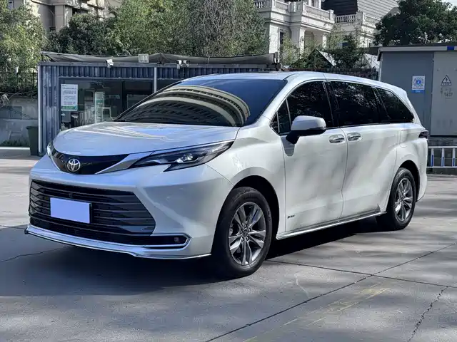 Similar car