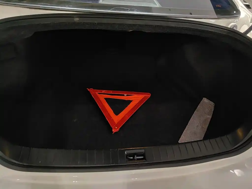 Infiniti Q50L 2018 2018 2.0T Comfort (China VI)