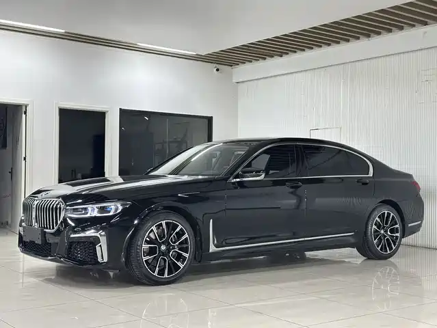 BMW 7 SERIES