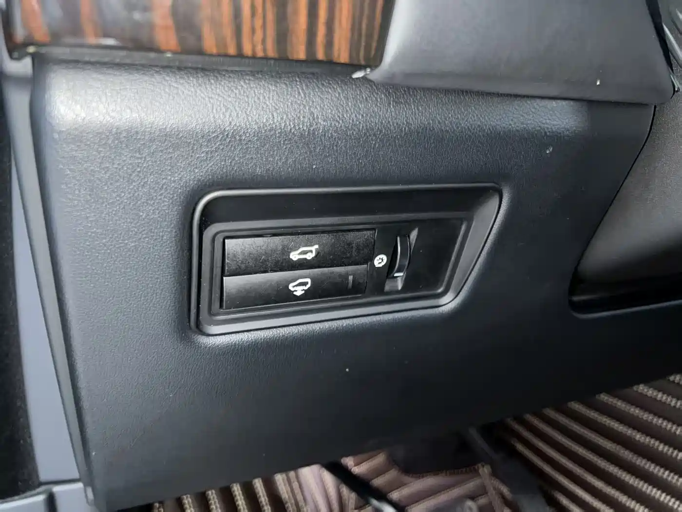 Land Rover Range Rover 2014 3.0 SC V6 Vogue SE Genesis Extended Edition фото 18
