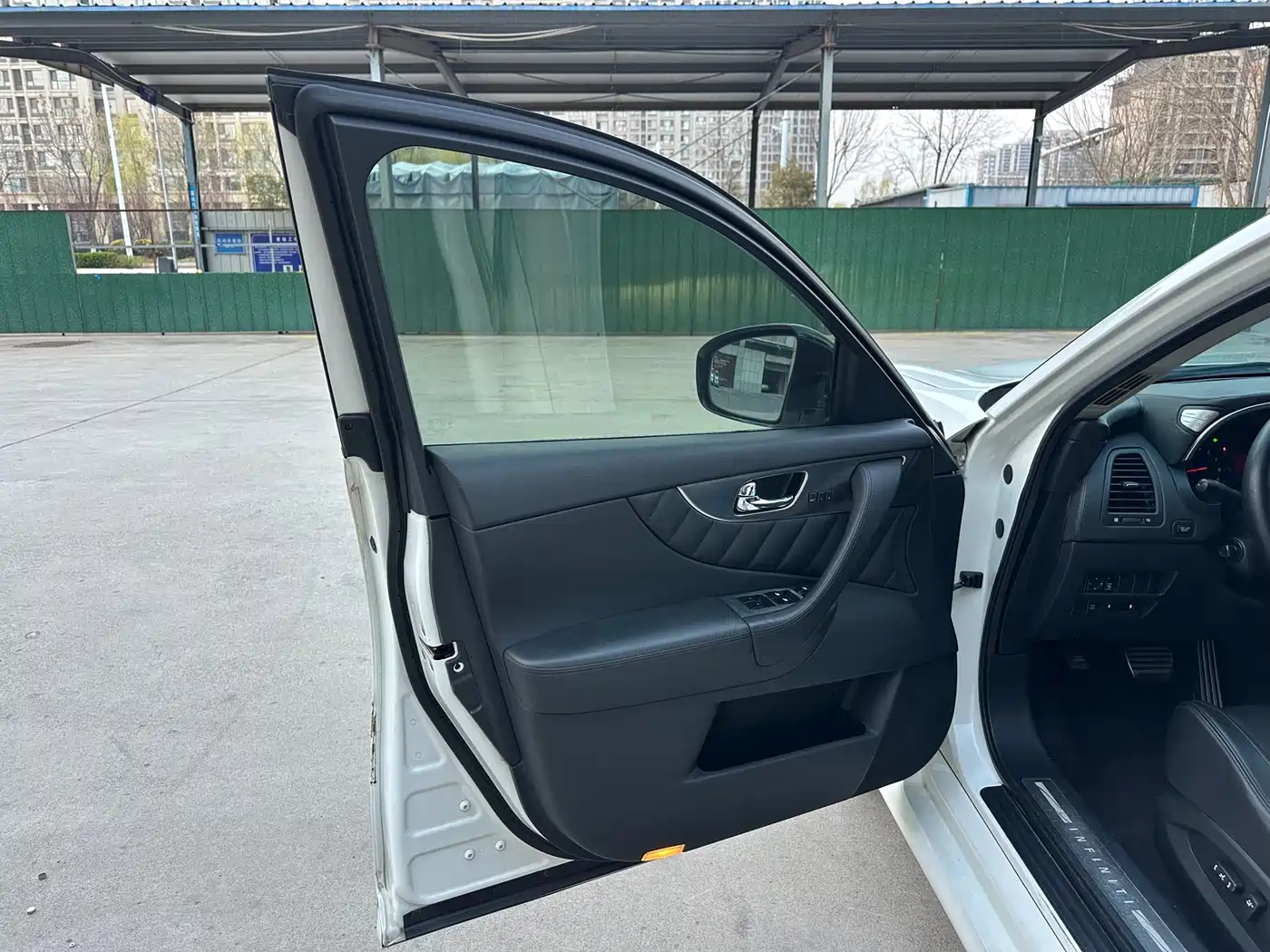 Infiniti FX 2010 2010 FX35 Premium
