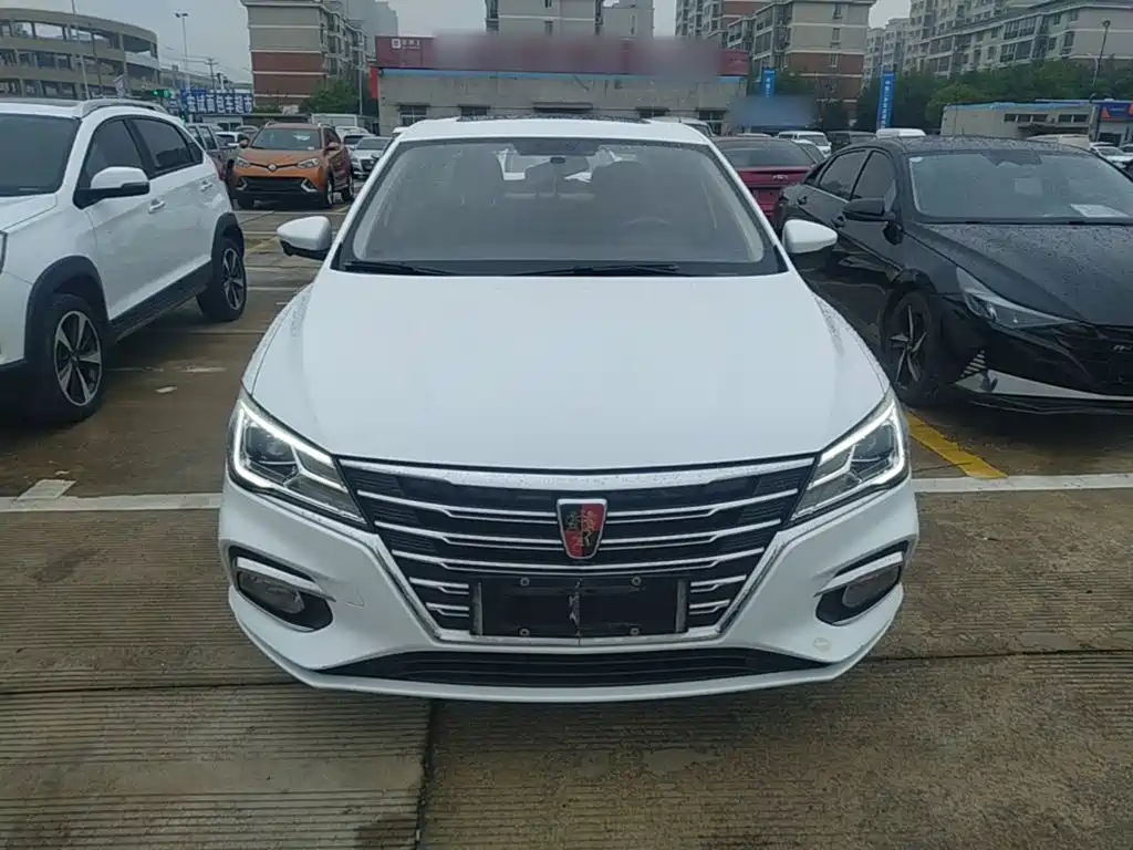 Фото 3 - Roewe i5