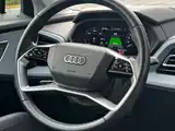 Фото 20 - Audi Q5 e-tron