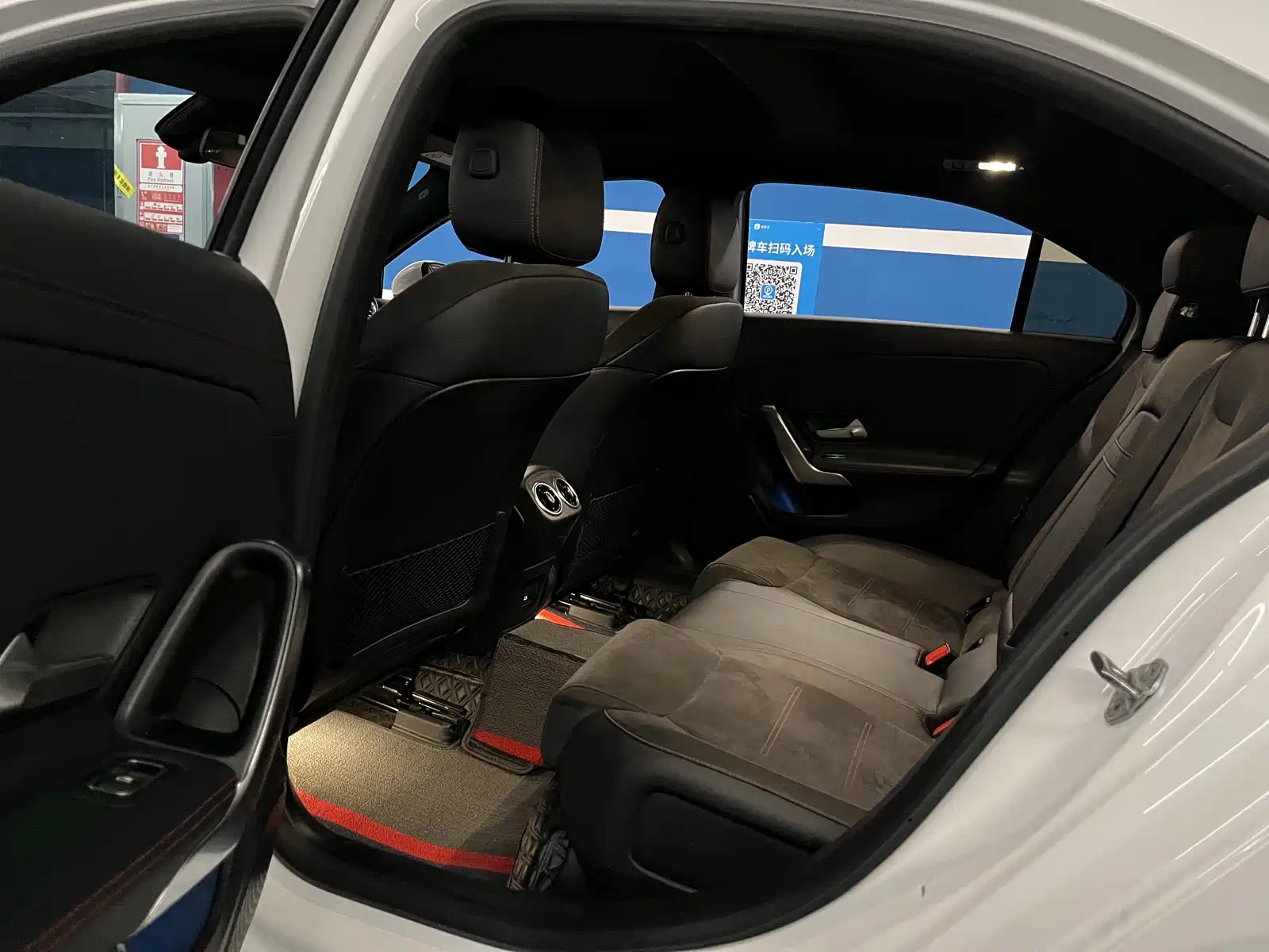 Фото 13 - Mercedes-Benz A-Class