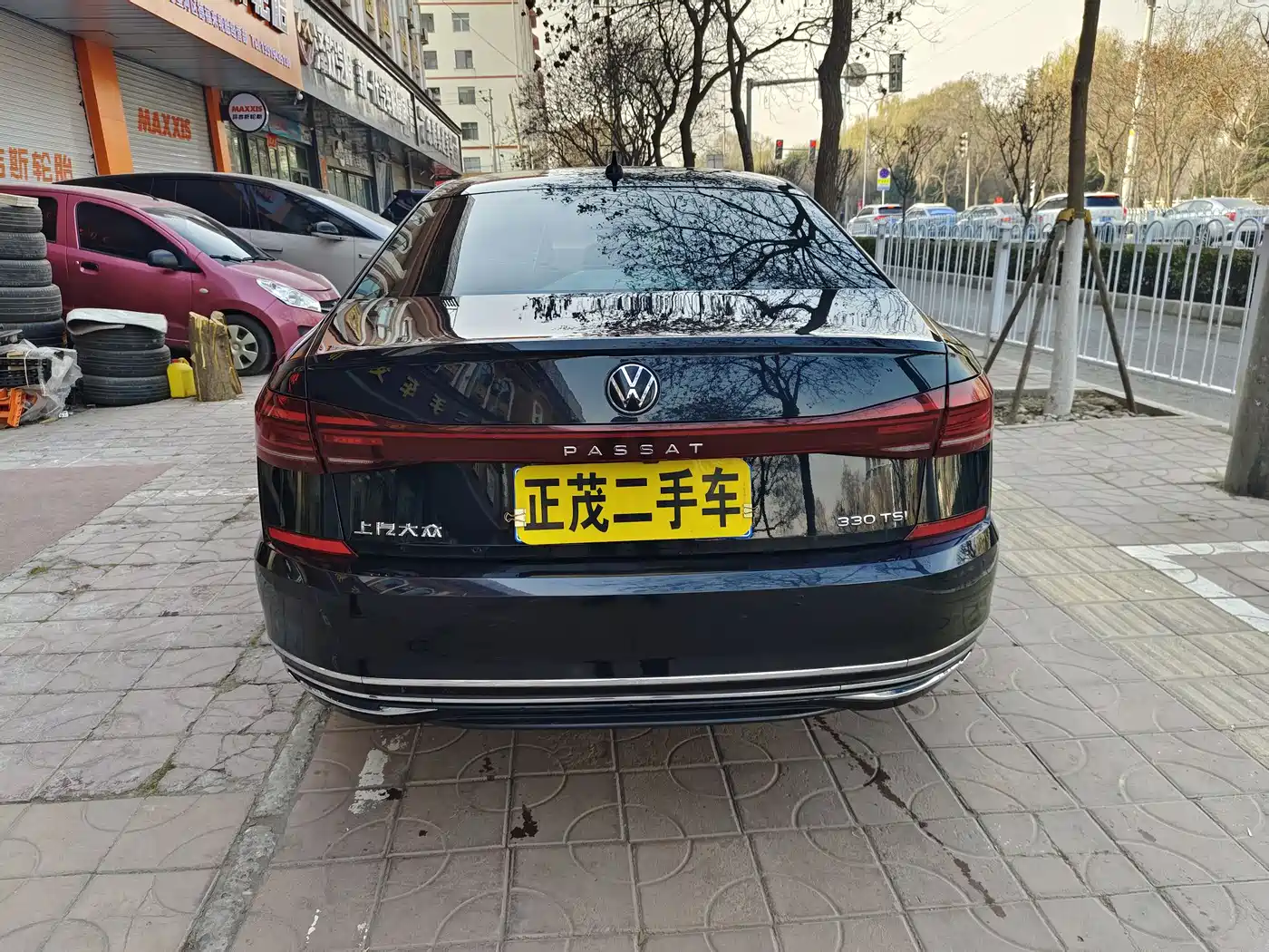 Volkswagen Passat 2023 330TSI Starlight Elite Edition фото 11