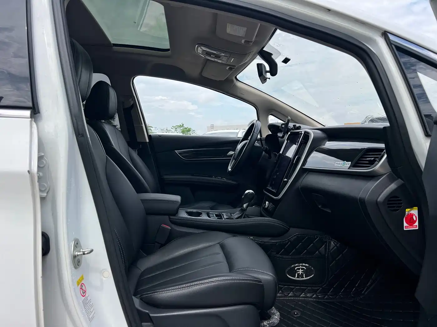 BYD Song MAX 2017 1.5T Auto Smart Elite 7-Seater фото 6