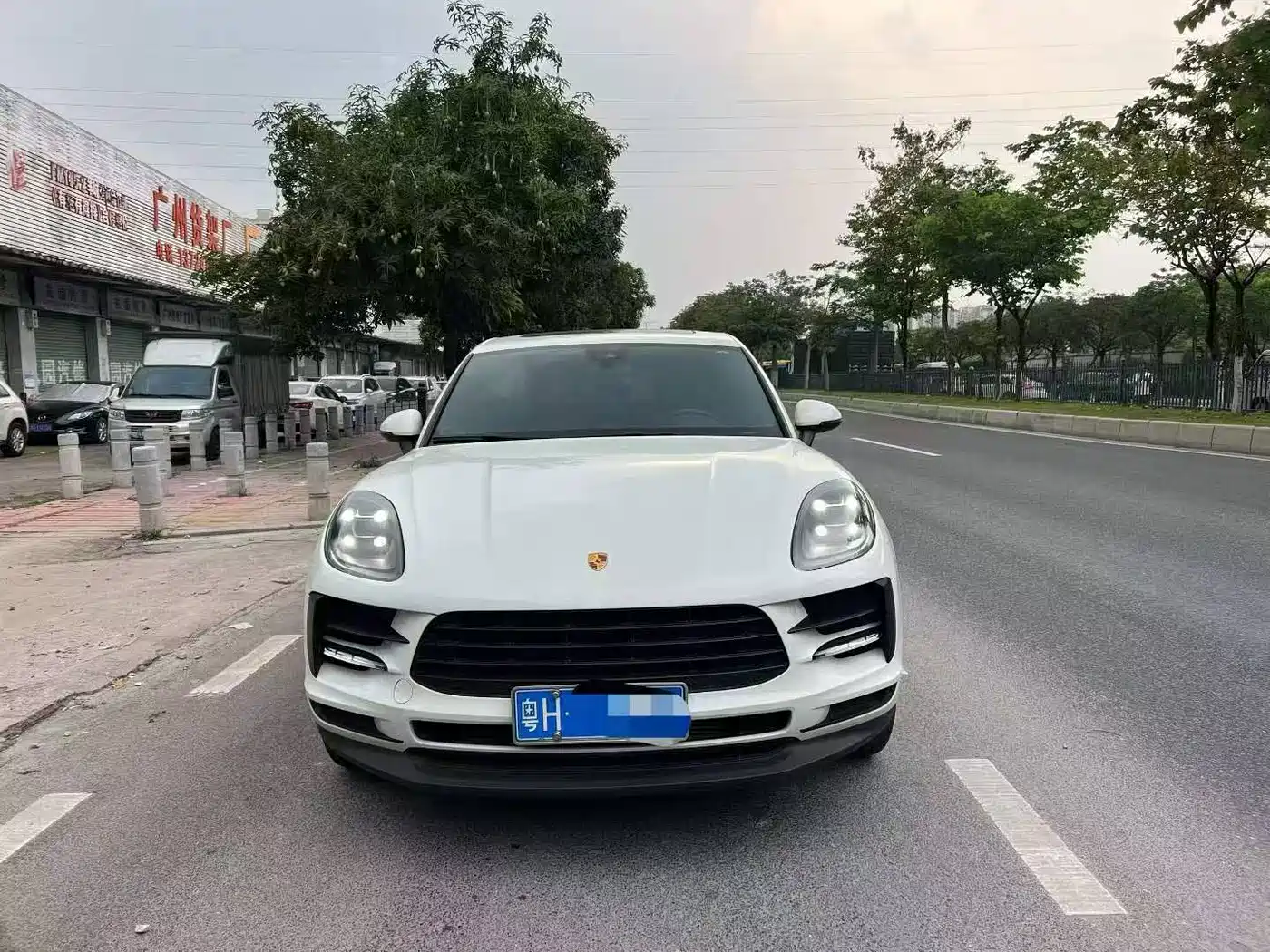 Porsche Macan 2018 Macan 2.0T фото 2
