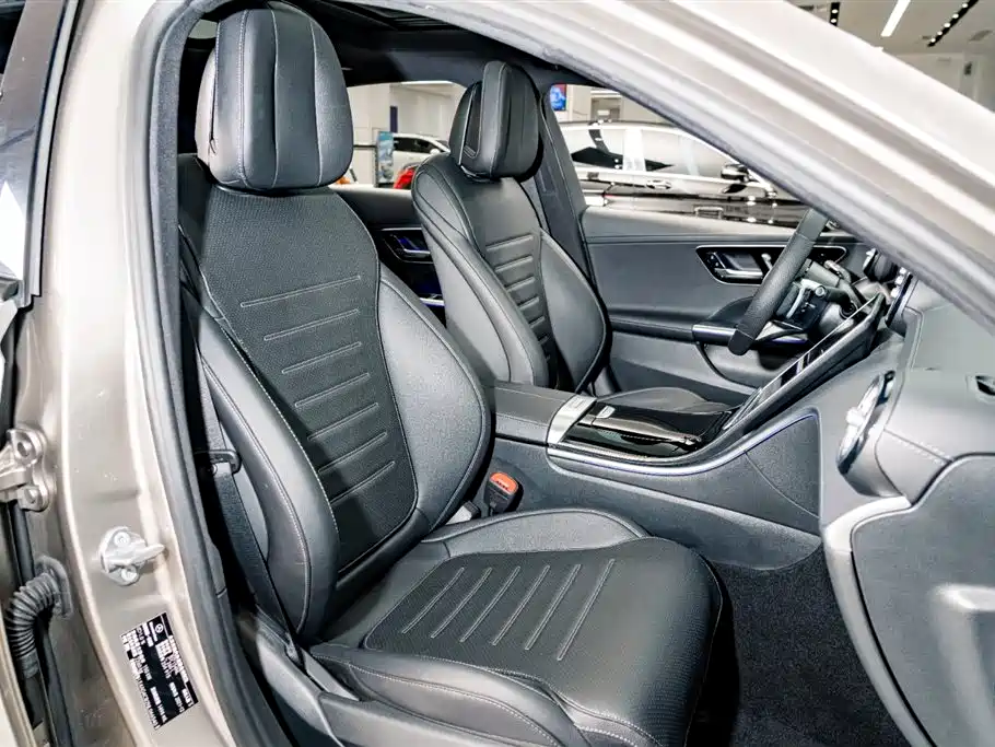 Mercedes-Benz C-Class 2022 C 260 L Night Sport Edition фото 17
