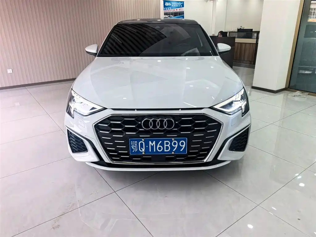 Audi A3 2023 Facelift A3L Limousine 35 TFSI Fashion Sport фото 2