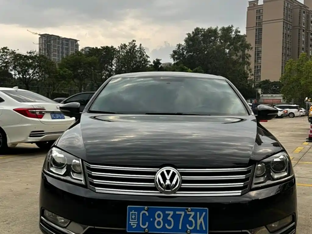 صورة 2 - Volkswagen Magotan