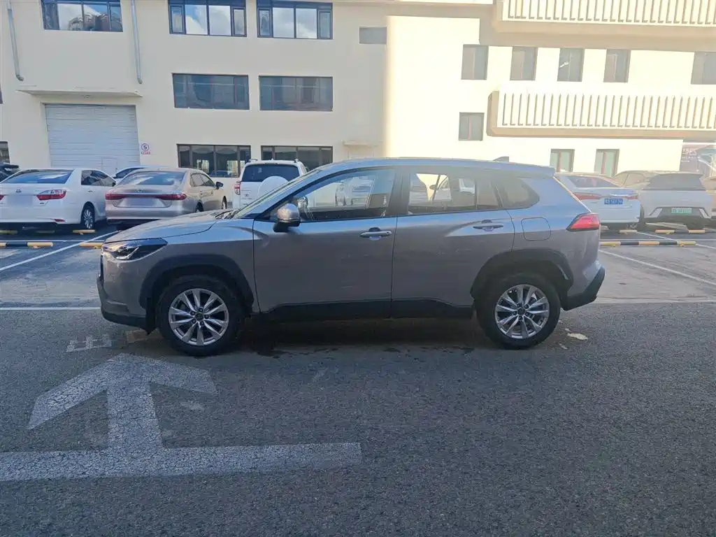 Toyota Corolla Cross 2025 2024 2.0L Elite Edition