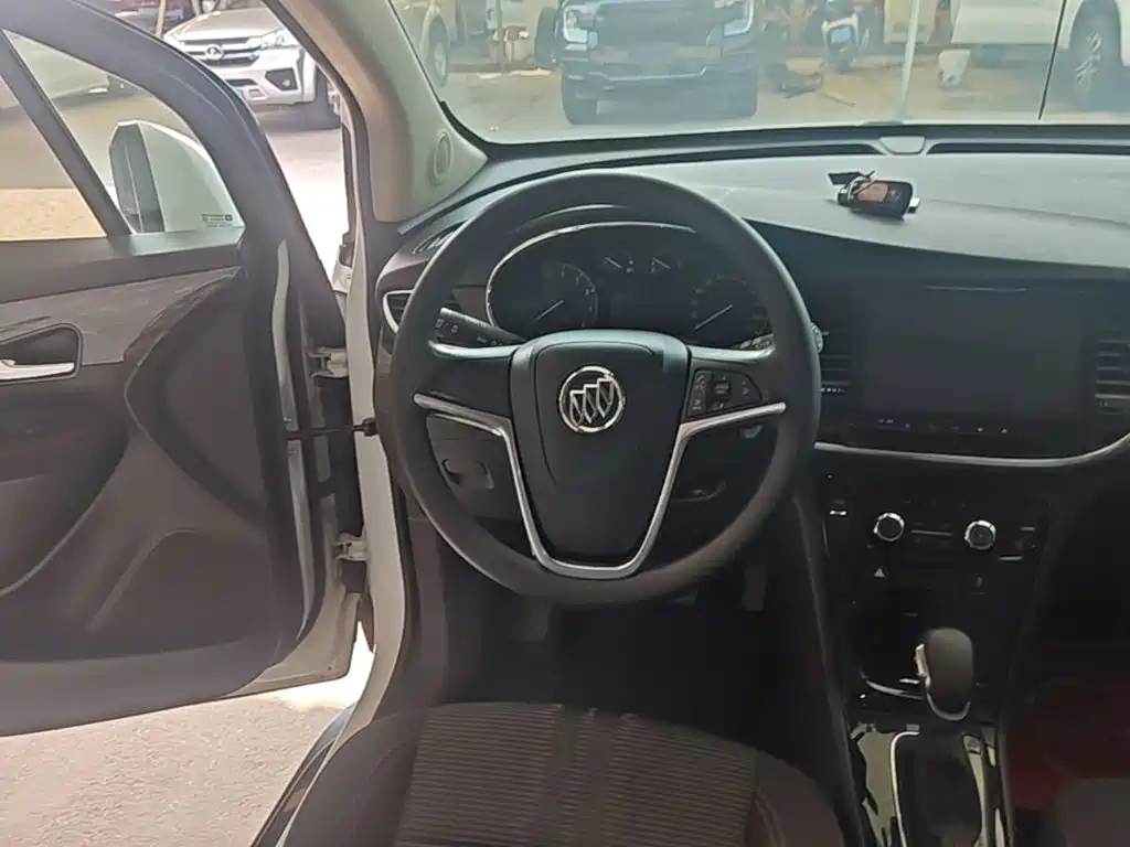 Фото 11 - Buick Encore