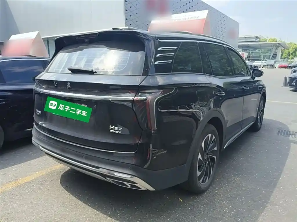 Hongqi HS7 PHEV 2024 2.0T PHEV 4WD Flagship Edition 6-seater фото 7