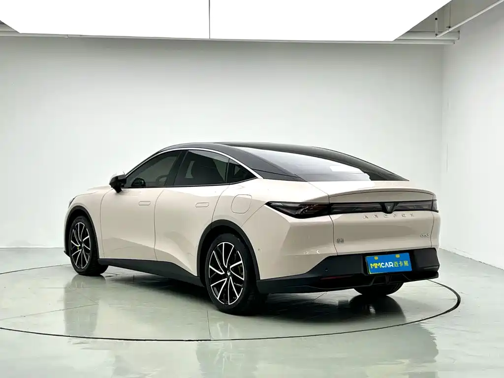 2025 ARCFOX Alpha S5