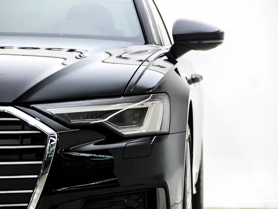 Audi A6L 2021 45 TFSI Exclusive Sport фото 10