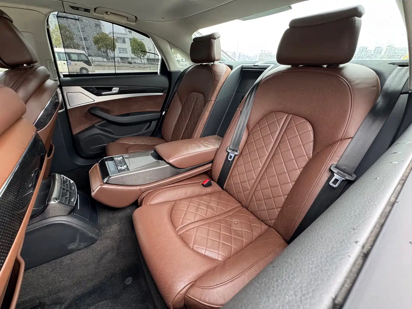 Audi S8 2013 S8 4.0TFSI quattro фото 12