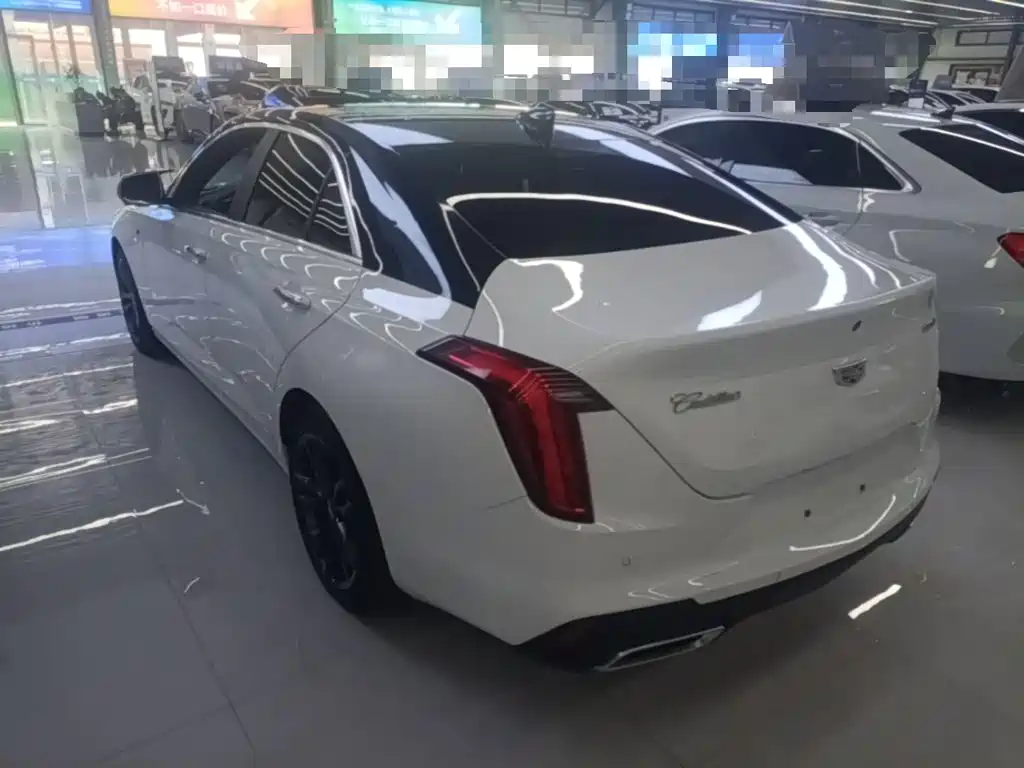 Cadillac CT4 2023 2022 28T Luxury Model