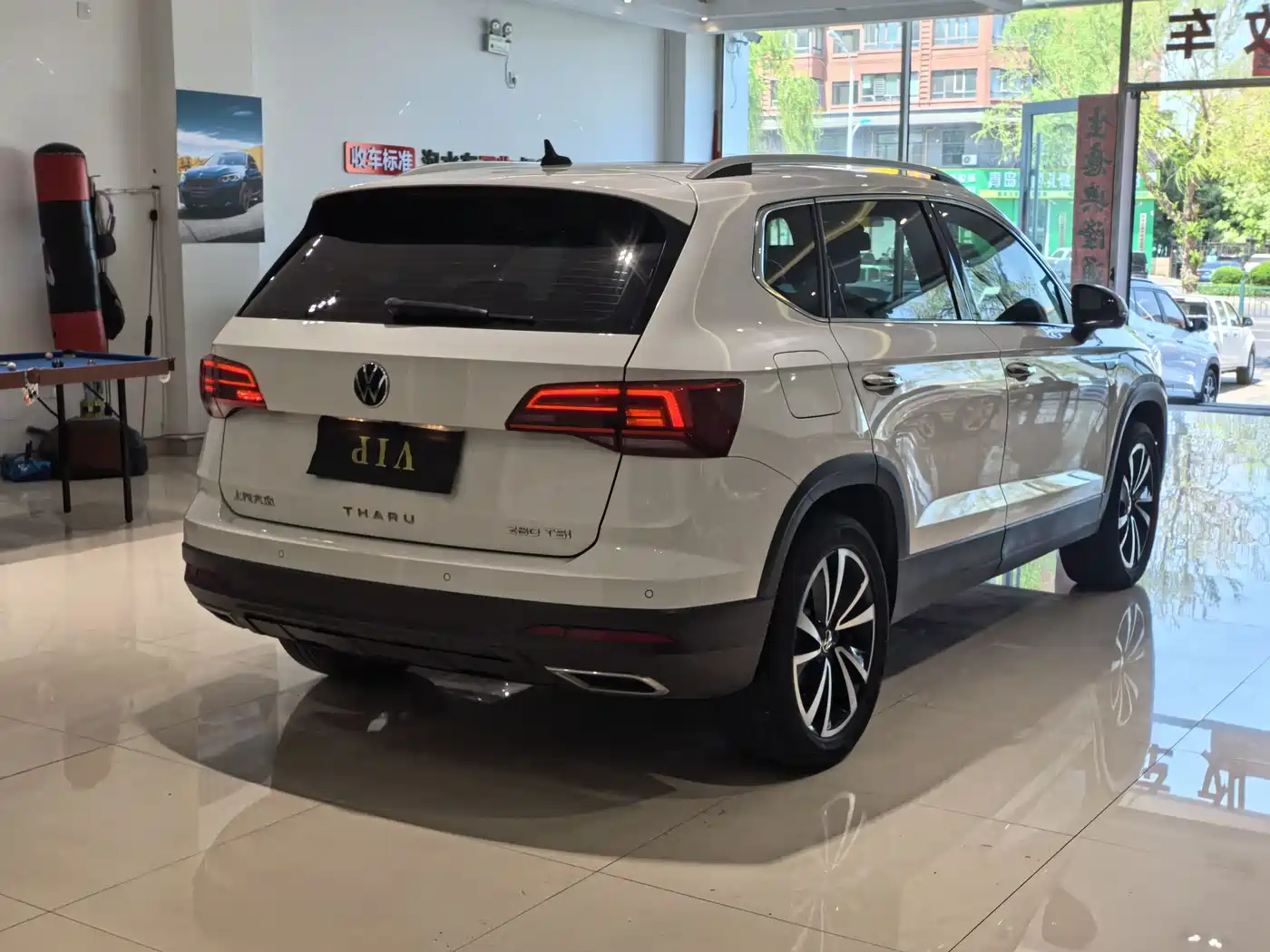 Volkswagen Tharu 2022 280TSI FWD Luxury Edition фото 26