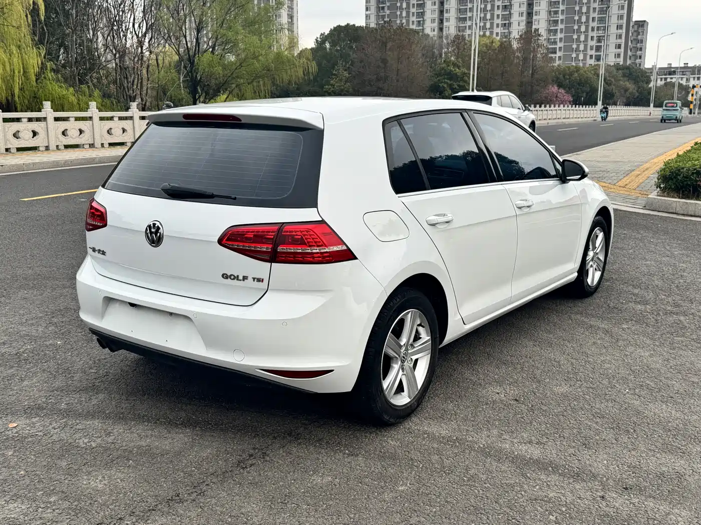 Volkswagen Golf 2014 1.4TSI Automatic Comfort фото 14