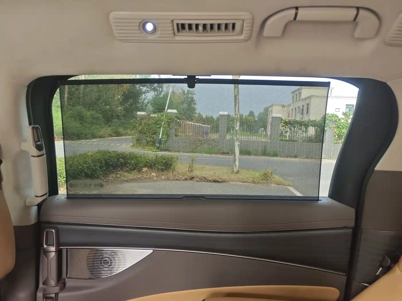 Denza D9 2023 2022 EV 600 4WD Prestige Model