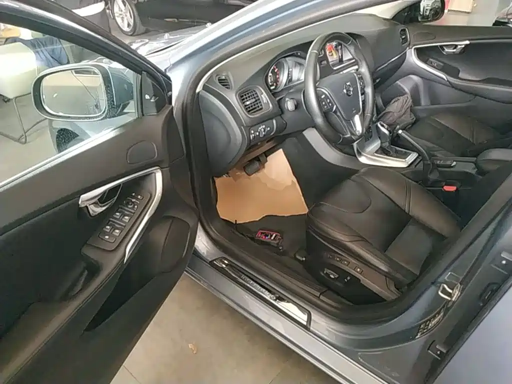 Volvo V40 2019 2019 T3 Inscription