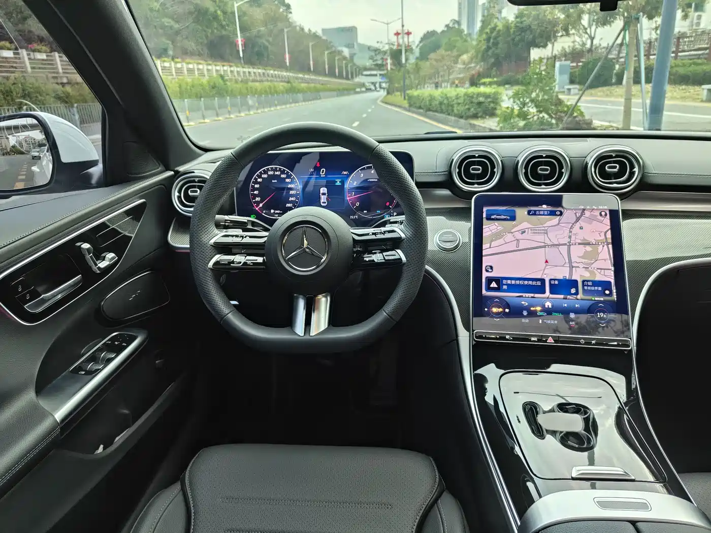 Mercedes-Benz C-Class 2025 C 260 L Sport Edition фото 8