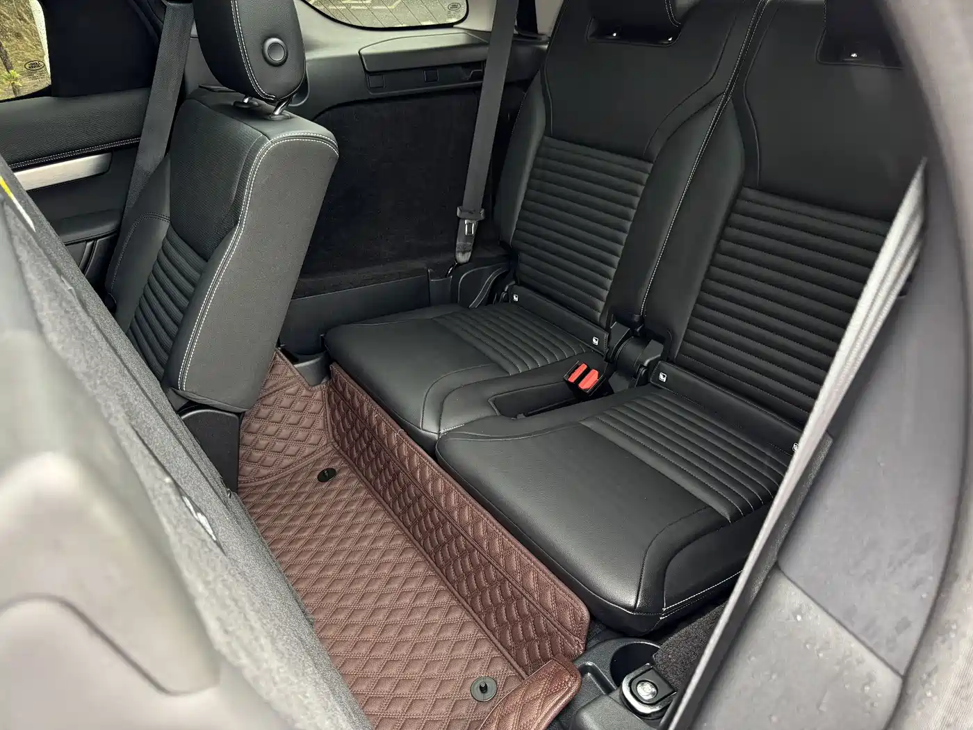 Land Rover Discovery 2024 2024 360PS Dynamic SE