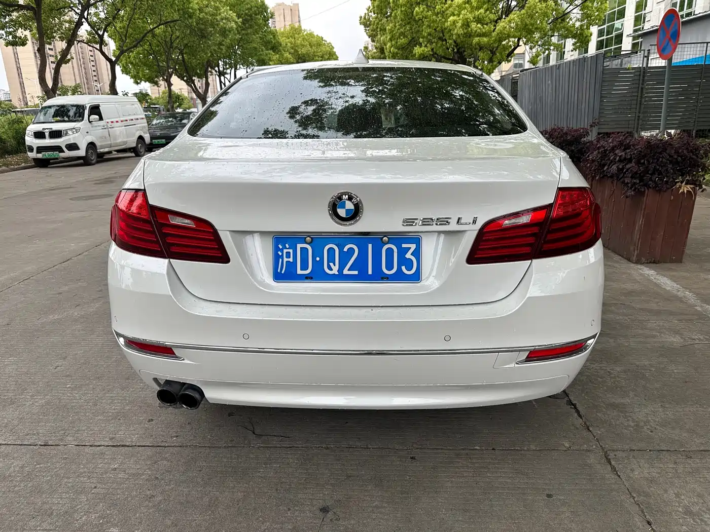 BMW 5 Series 2017 525Li Luxury Design Package фото 7