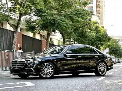 Mercedes-Benz S