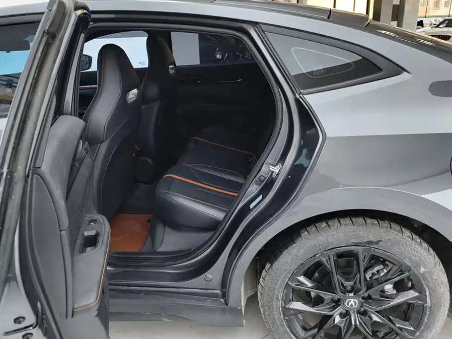 Changan UNI-V 2025 2024 1.5T Deluxe