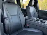 Фото 17 - Lexus LX