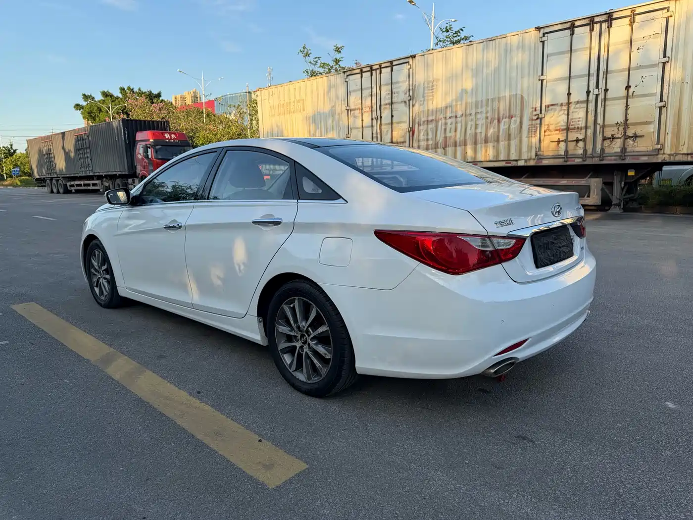 Hyundai Sonata 2013 2013 2.4L Automatic Leading Edition (China IV)