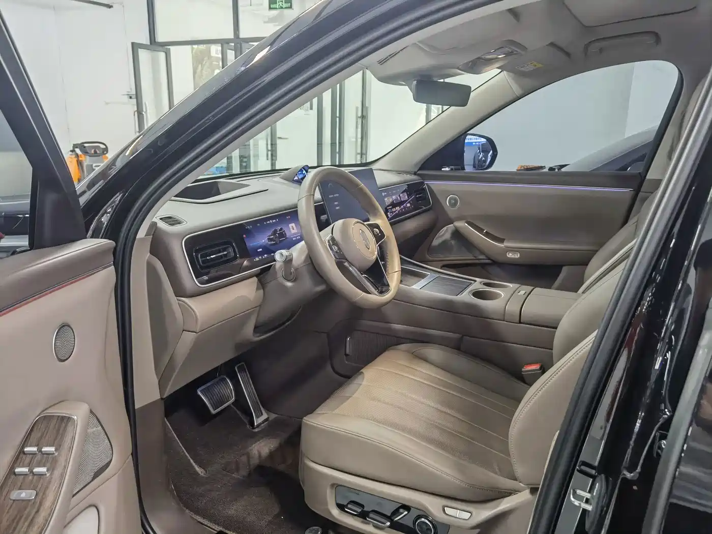 Aito M7 2026 2026 Extended Range Max AWD 5-seater
