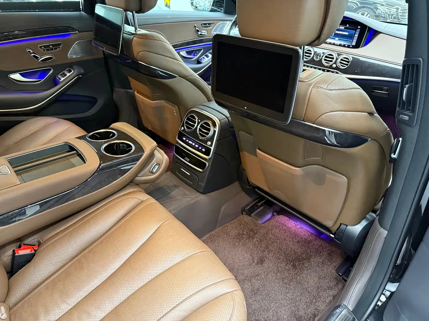 Фото 7 - Mercedes-Benz S-Class