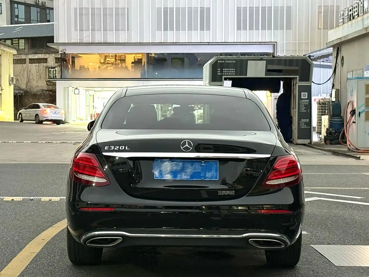 Mercedes-Benz E-Class 2018 Facelift E 200 L фото 11