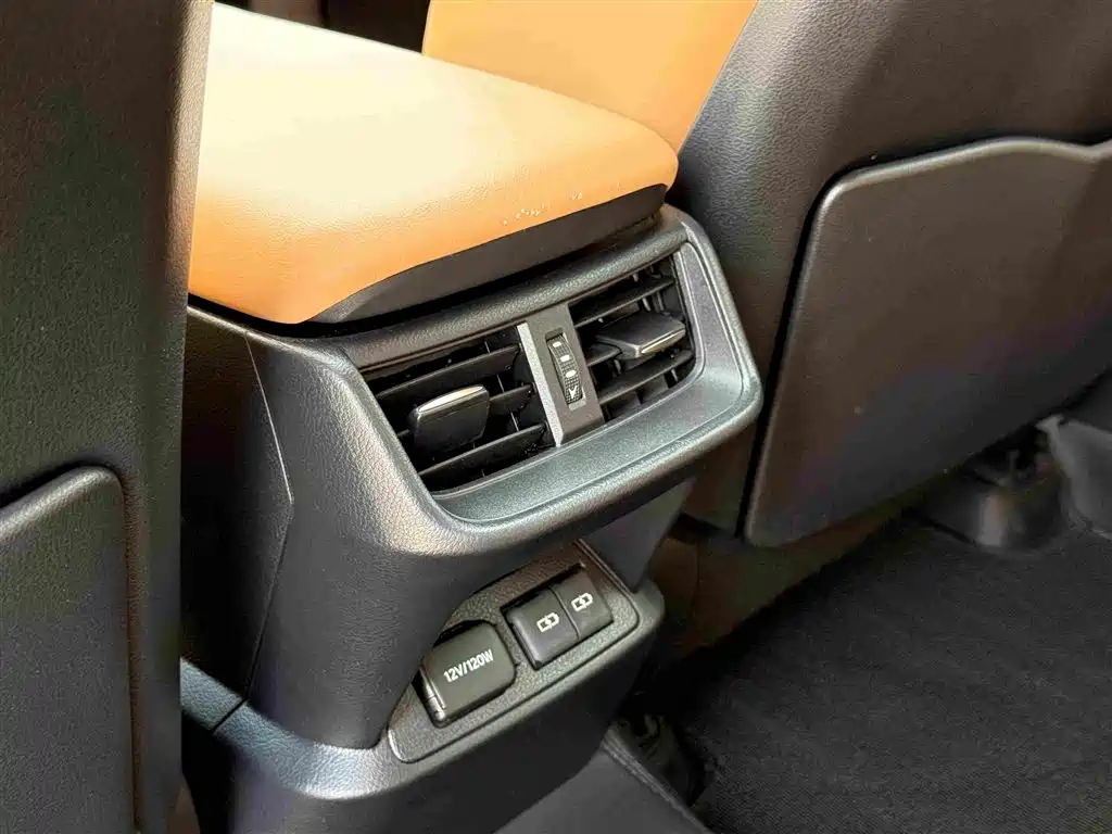 Lexus ES 2025 2025 200 Ultimate Edition