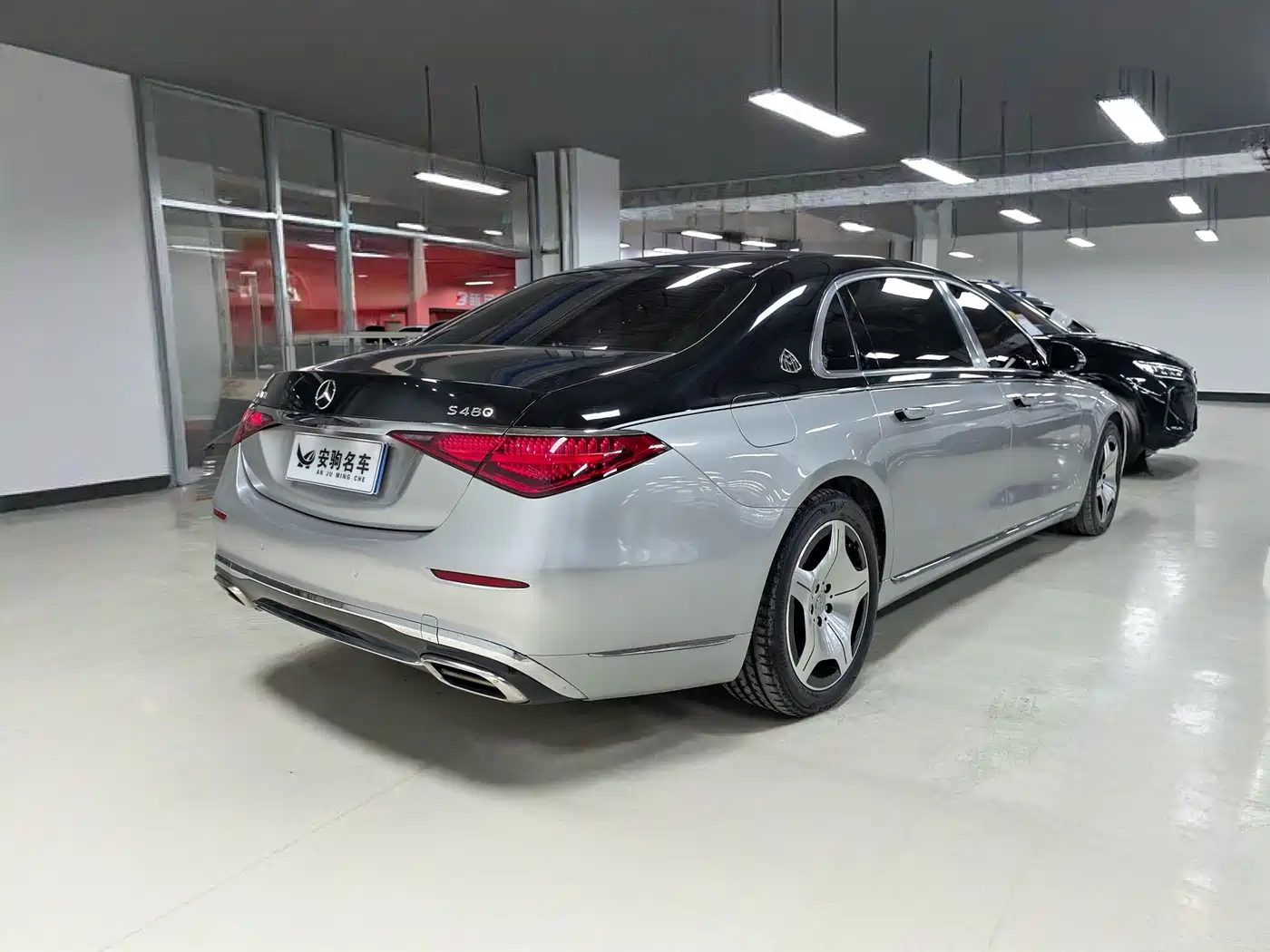 Mercedes-Benz Maybach S-Class 2022 S 480 4MATIC Intelligent Premium Special Edition фото 4