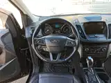 Фото 11 - Ford Kuga