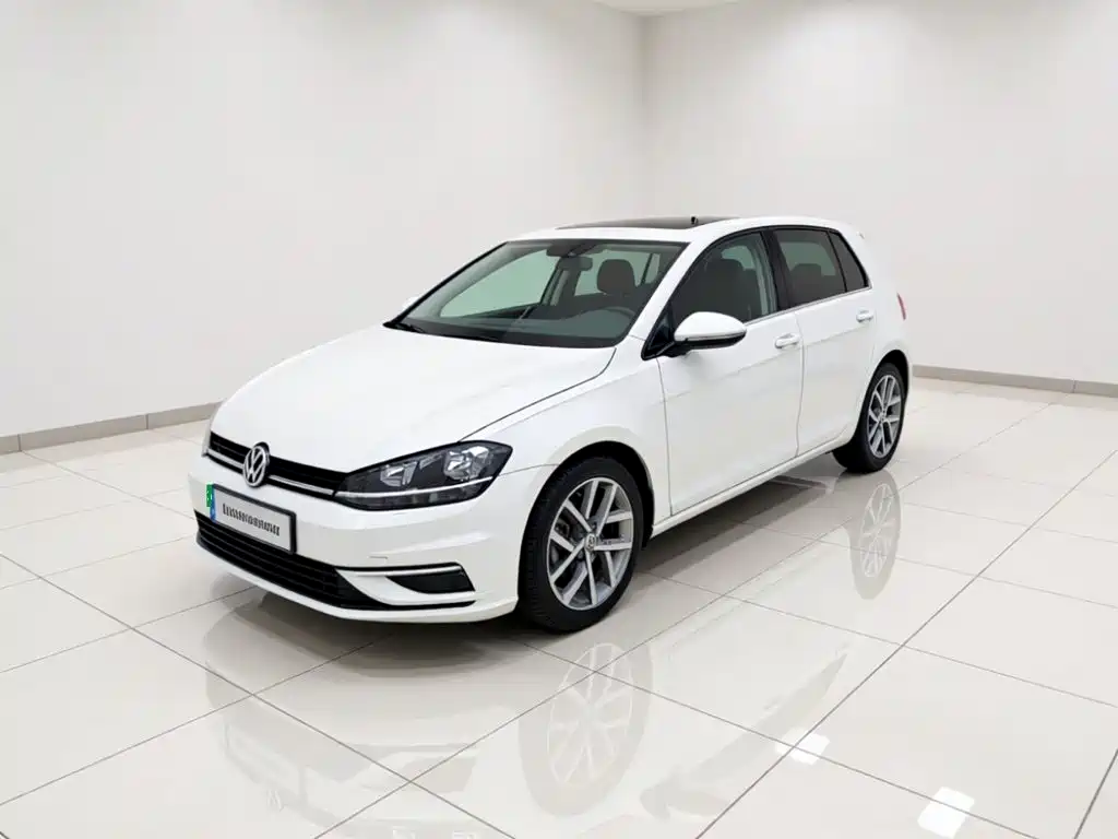 Фото 1 - Volkswagen Golf