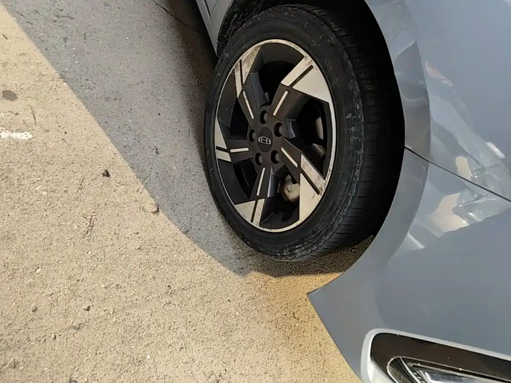 Geely Emgrand L HiP 2024 2022 1.5TD-DHT Pro 100KM Super Swift