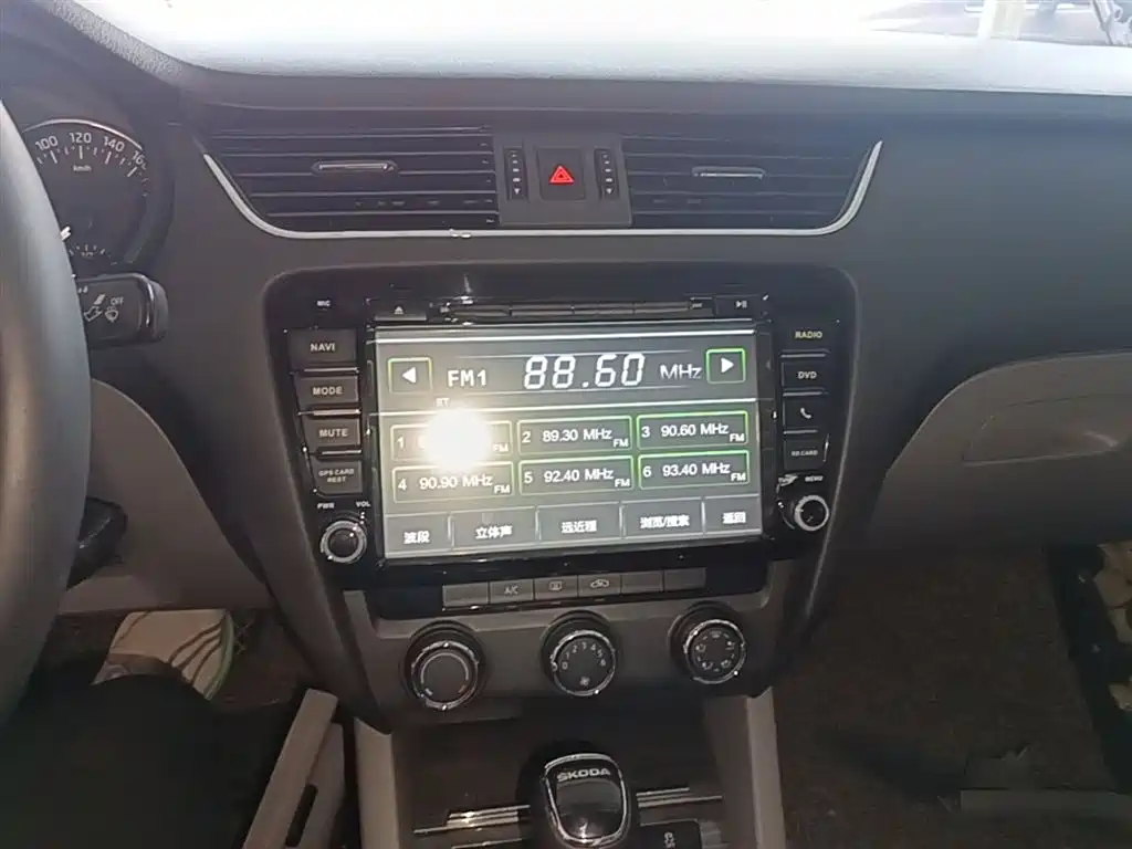 Škoda Octavia 2015 1.6L Automatic逸俊版 фото 13