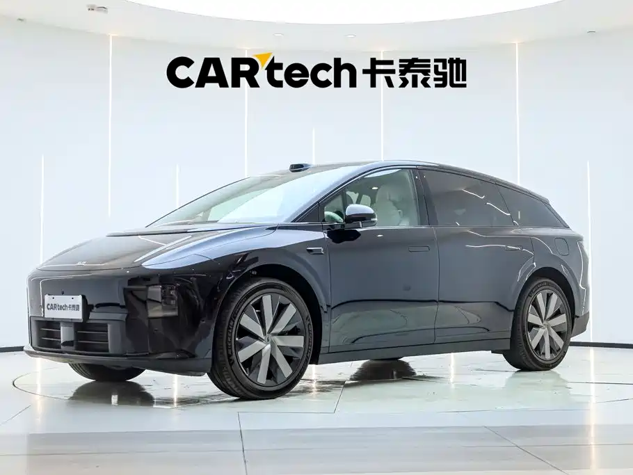 Li Auto i6 2025 2025 2WD Base Model