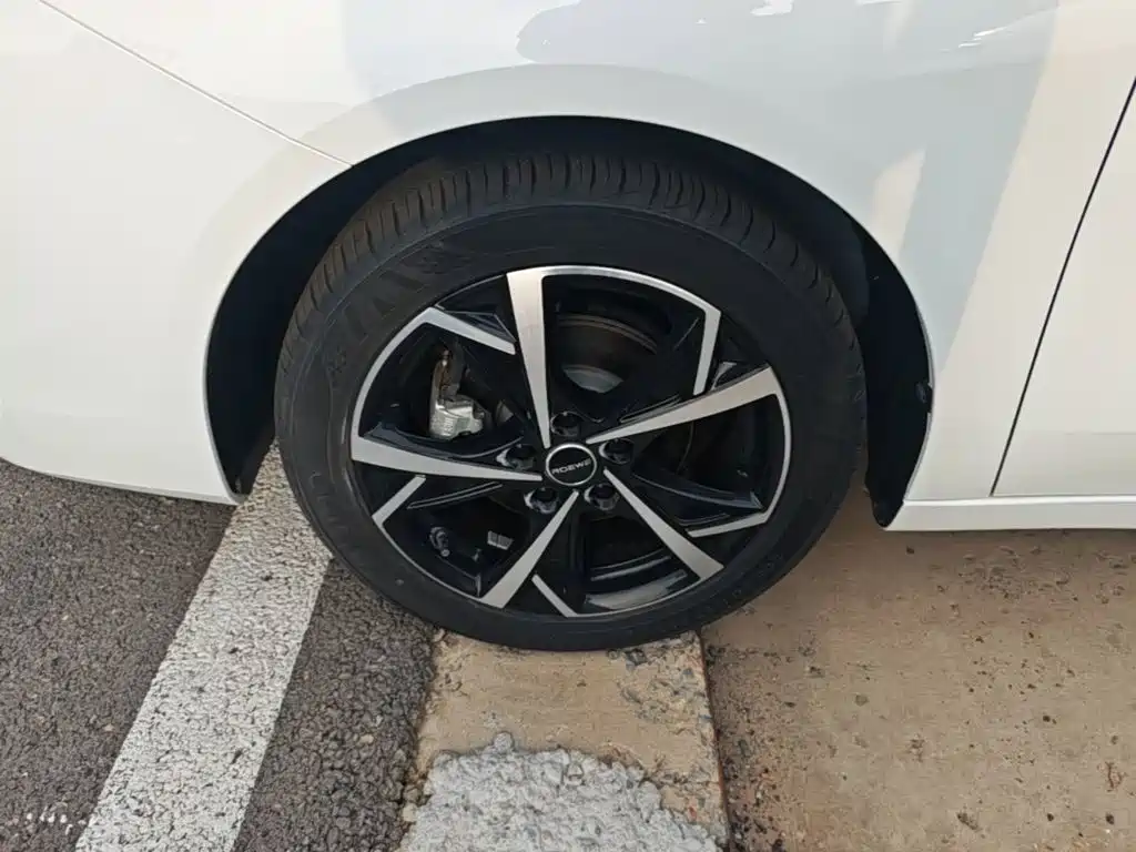 Roewe i5 2026 2023 1.5L CVT Honor Edition
